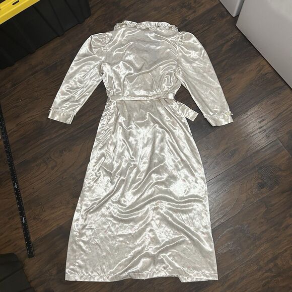 Vintage Kathryn Long Wrap Tie Robe Women’s Medium Satin Floral Bow Lace Detail - Picture 9 of 10